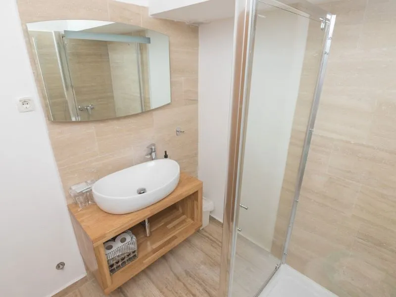 Villa More - Apartmani s bazenom Zaton