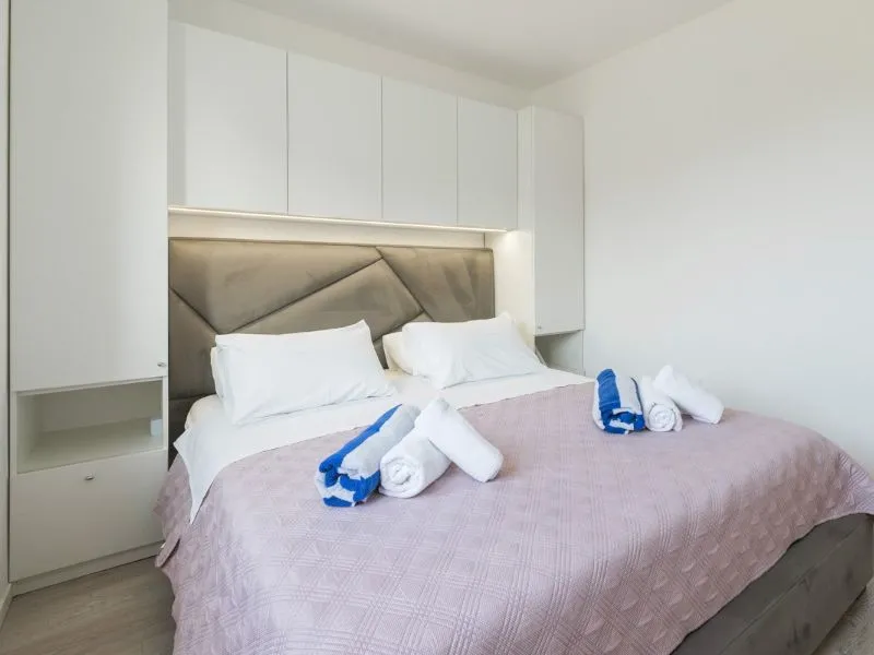 Villa More - Apartmani s bazenom Zaton
