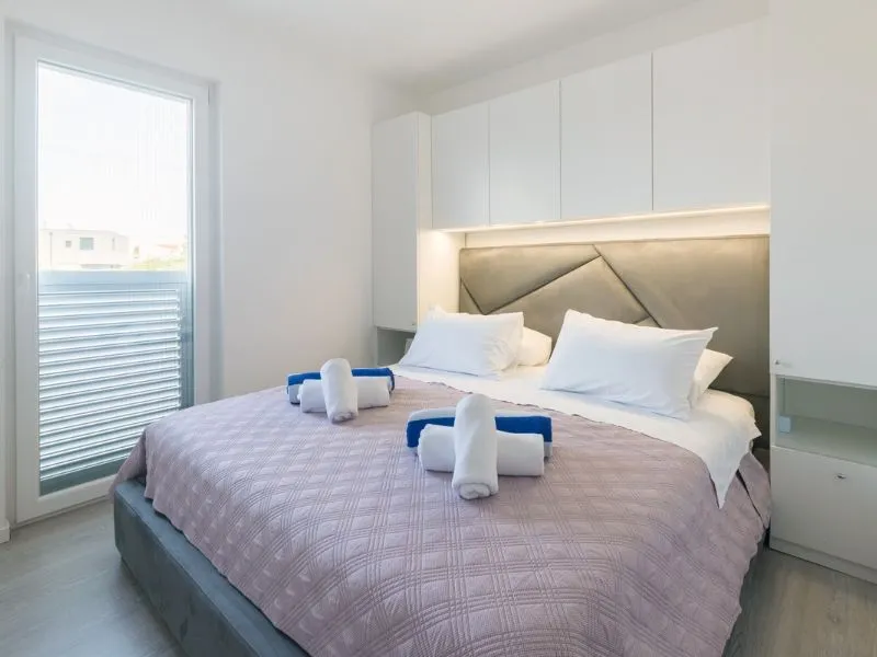 Villa More - Apartmani s bazenom Zaton