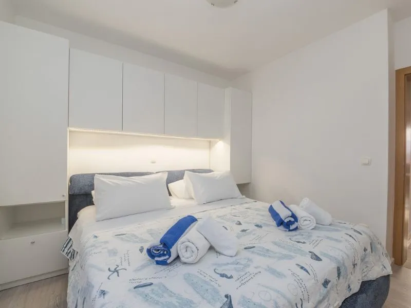 Villa More - Appartamenti con piscina Zaton