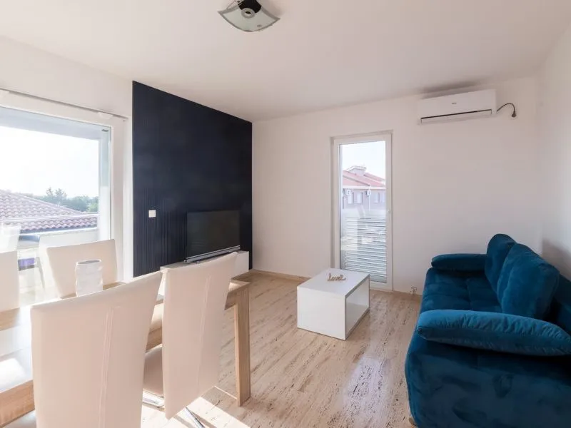Villa More - Appartamenti con piscina Zaton