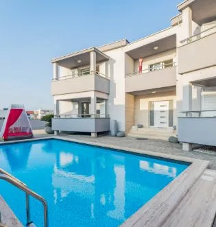Villa More - Apartments with pool Zaton