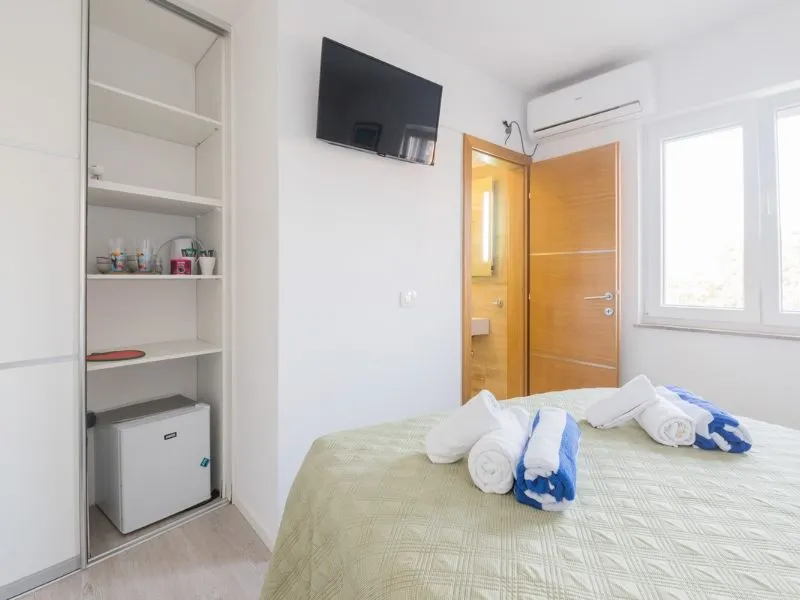 Villa More - Apartments mit Pool Zaton