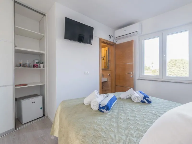 Villa More - Apartments mit Pool Zaton